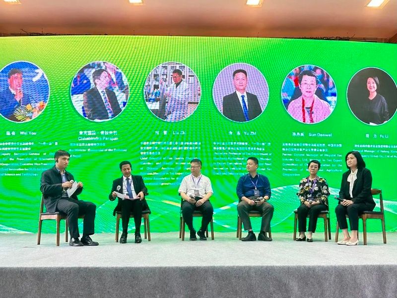 关于广开思路,聚焦国际茶业市场,这场盛会何以引起高度关注?的相关内容(21)