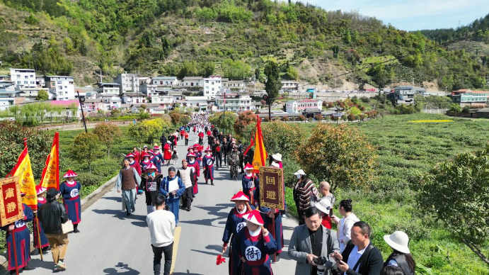 关于紫阳:“以茶为媒”的乡村振兴之路的内容