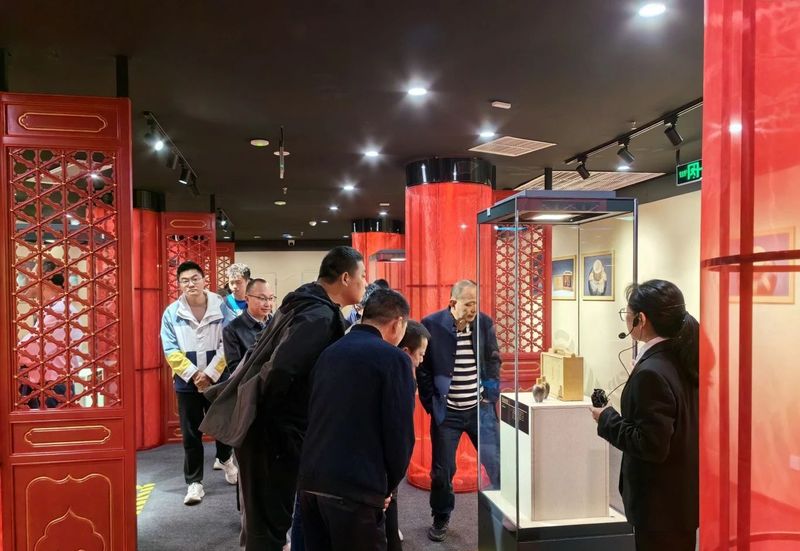 关于探寻千年贡茶 品味蒙顶茶香--新店镇组织参观“故宫贡茶回蒙顶山”展览的相关信息(3)