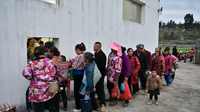 有关于产销两旺！都匀毛尖抢“鲜”赶制中……的相关内容(2)