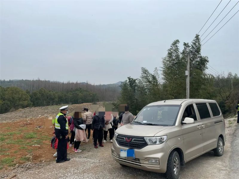 有关于广德公安交警“四个强化”护航采茶季助春茶飘香的相关内容(6)