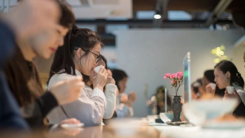 有关于三饮茶会遇见蒙顶山茶,蒙顶甘露走进星级茶馆在浣月美学空间举行的消息(10)