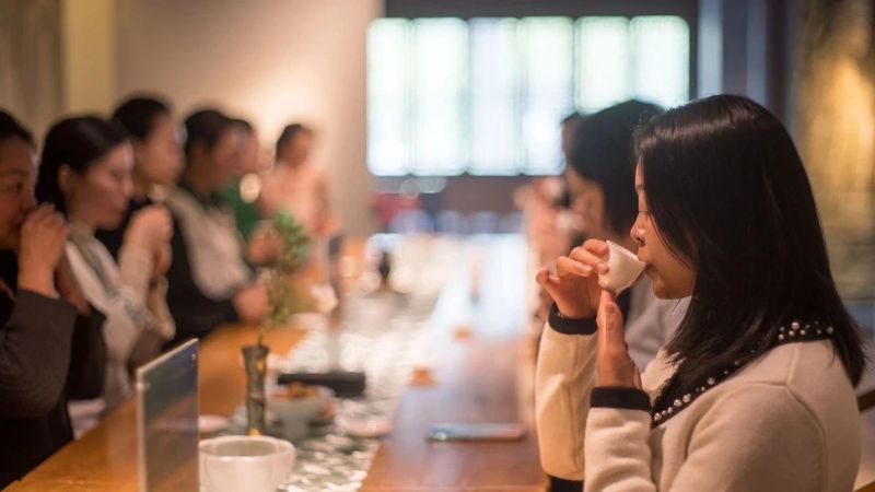 有关于三饮茶会遇见蒙顶山茶,蒙顶甘露走进星级茶馆在浣月美学空间举行的消息(11)