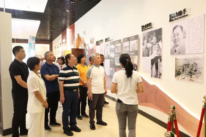 有关于清远市人大常委会考察组到普洱茶原产区调研茶产业高质量发展经验做法的相关内容