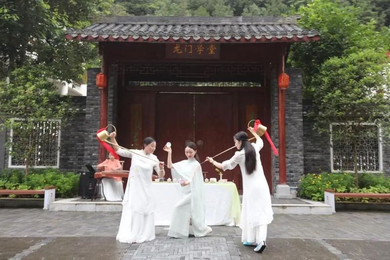 关于达州万源:茶旅融合绘就美丽乡村的新闻(2)