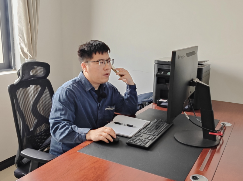 关于万亩茶园里“变”出一个“铁巨人”，它的作用是……的最新消息(10)