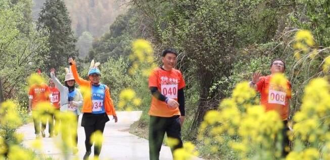 关于2023霍山黄芽开茶节暨“暖民心”快乐健身徒步活动举行的消息(6)