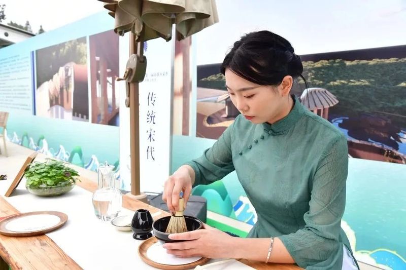 有关于胡继承在2023年美美观山湖第二届春茶开采季暨神鹊茶山茶旅文化月系列活动启动仪式上的致辞的消息(6)