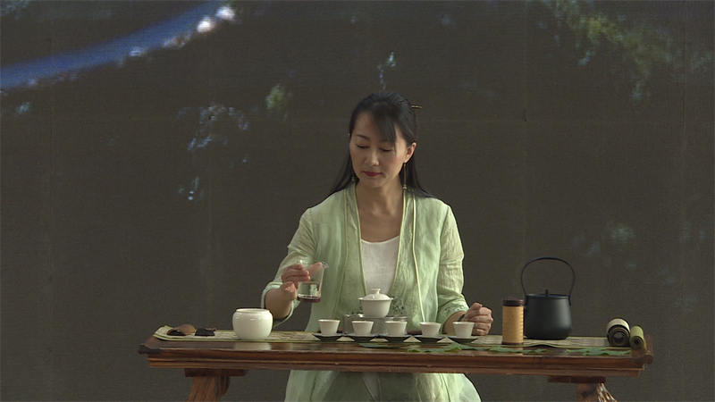 关于临沧首届“冰岛杯”茶叶职工职业技能竞赛在双江县举行的资讯(2)