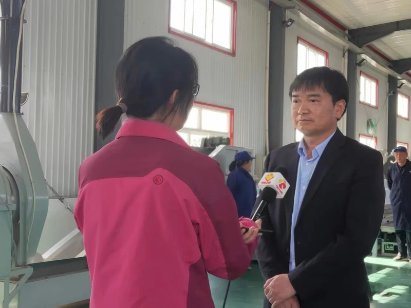 关于新时代 新征程 新伟业 “小茶叶” 撬动富民 “大产业”的新闻(2)