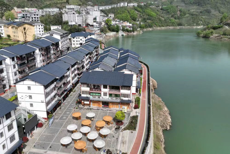 关于陕西安康：茶旅融合促发展的资讯