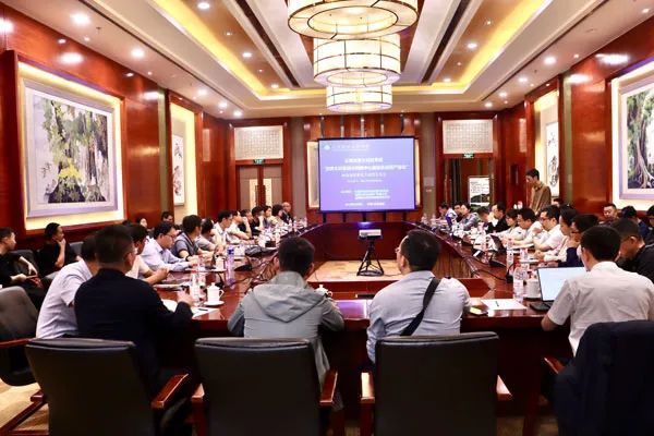 有关于云南省重大科技专项“世界大叶茶技术创新中心建设及成果产业化”现场观摩会暨重大成果发布会顺利召开的内容