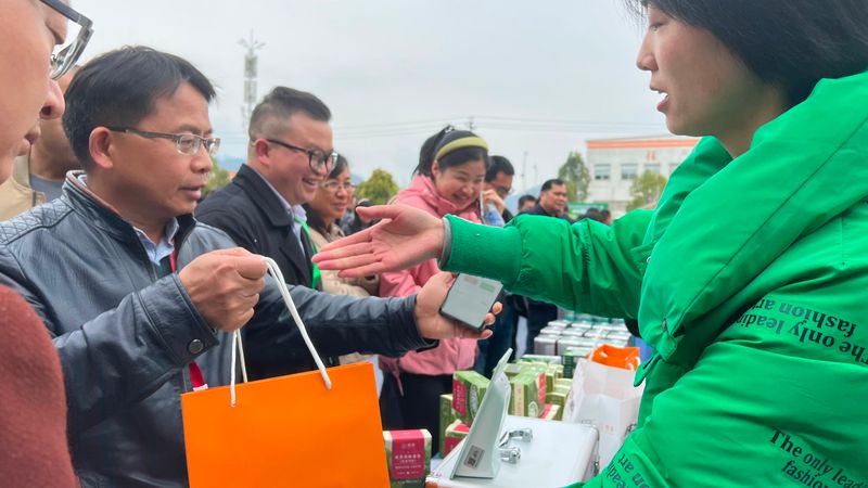 有关于梵净抹茶·香溢天下！2023梵净山抹茶大会圆满举办的最新消息(14)