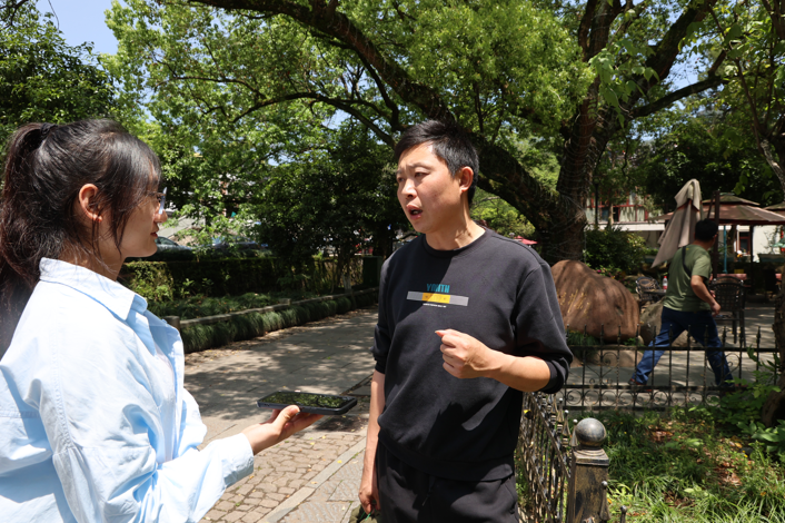 有关于一年一年春茶季，一锅一锅龙井香：卢正浩百人炒茶团手工炒茶圆满结束的资讯(8)
