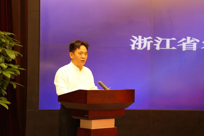 有关于龙年说龙井，八年标准样——龙井茶国家标准样品发布会在杭州举行的信息(1)