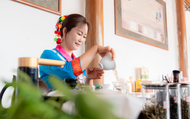 有关于梁河县2024年回龙茶文化节活动内容丰富多彩的相关信息(4)