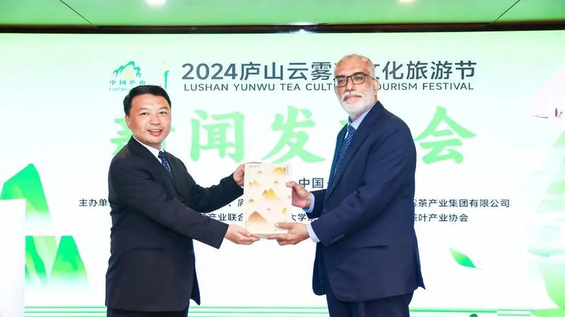 有关于这场发布会,让你看清庐山“真面目”的新闻(3)