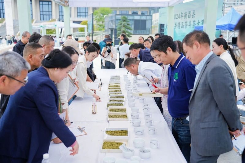 有关于新昌县重金奖励斗茶大赛获奖企业！的新闻(6)