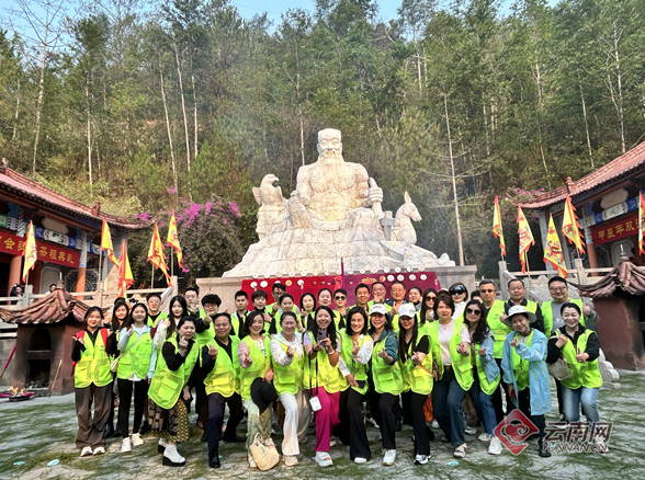 有关于首届勐库大叶种茶开茶节举办的相关内容(3)