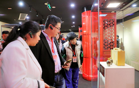 关于一杯春茶 拼出雅安茶金字招牌的新闻