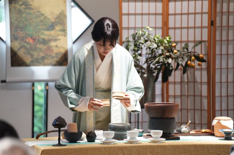 关于易解《茶经》活动四川站第一场在茶文化公园举行的内容(2)