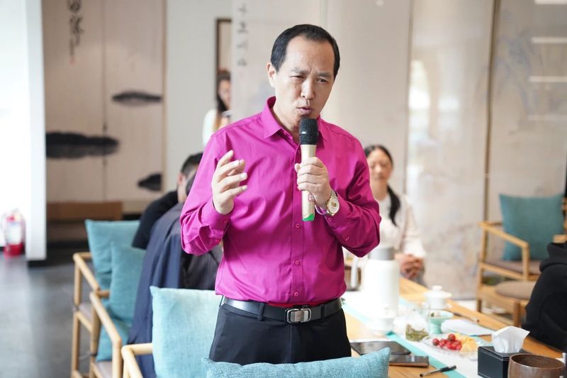 关于易解《茶经》活动四川站第一场在茶文化公园举行的内容(11)