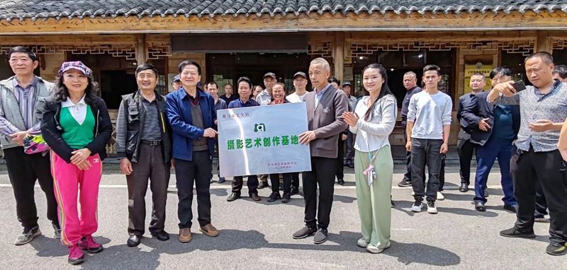 关于都匀:不负春光采茶忙的信息(4)