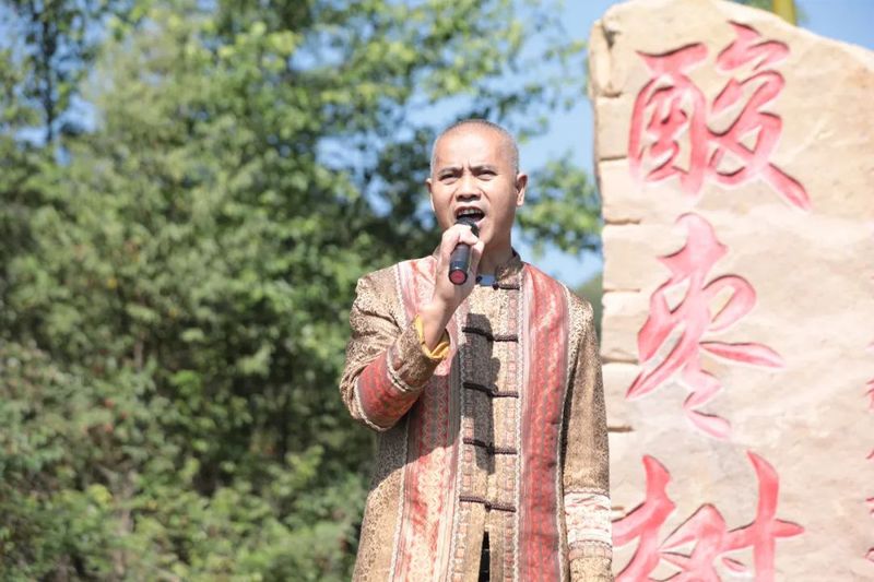 有关于三月春茶绿，景谷县“酸枣树”茶开采啦！的新闻(1)