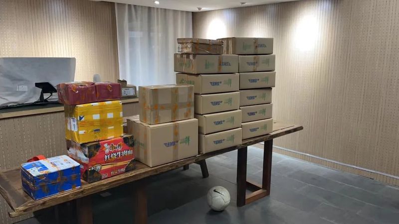 关于龙井采摘正当时，邮政护航春茶季的新闻(5)