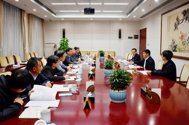 关于马传喜出席“大力推动茶产业振兴发展”监督性调研座谈会的信息(1)