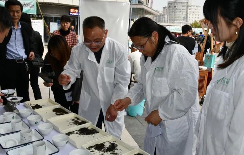 关于赣州市首届“赣南高山(硒)茶”春季展销会开幕的最新消息(18)