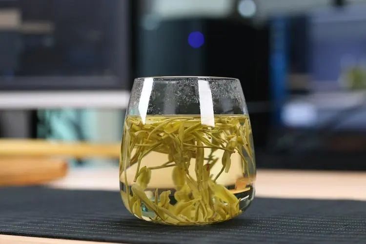 有关于安吉白茶多少钱一斤2023的内容(2)