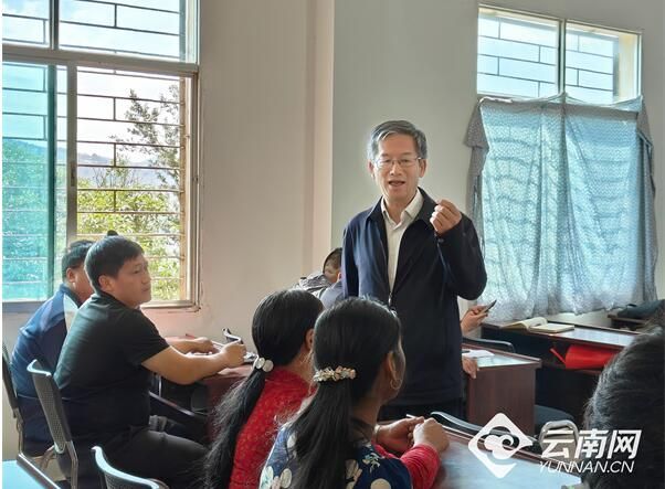 有关于元江：茶学专家为茶农“传经送宝”的信息(1)