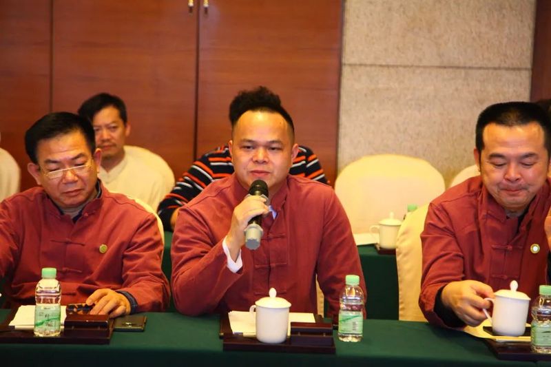 有关于一任天真的信息(5)