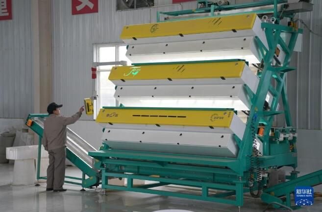 关于陕西汉中西乡县 36万亩茶园处处生机盎然的最新消息(1)