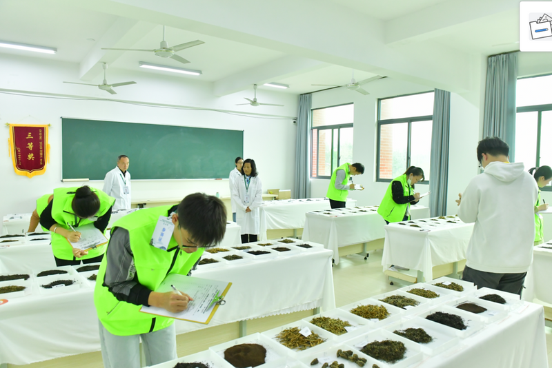 有关于第三届全国评茶员职业技能竞赛总决赛落幕 贵州代表队6人获奖的最新消息(3)