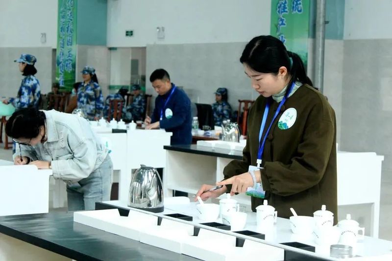 有关于四川省第二届“蜀茶杯”评茶员职业技能竞赛成功举办的信息