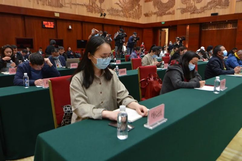 关于景谷区域公共品牌“景谷大白茶”发布会在昆明举行的消息(2)