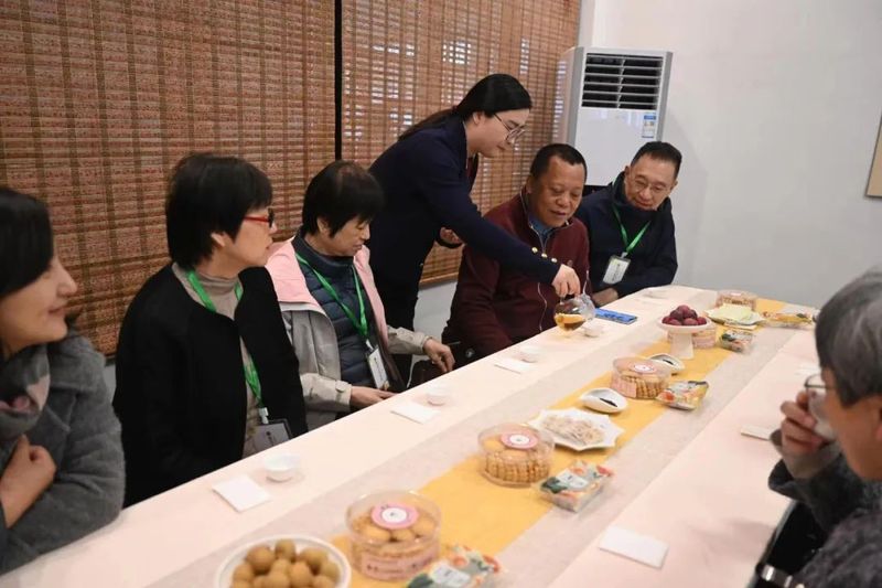 关于专家学者聚祁门 话茶事的相关信息(2)