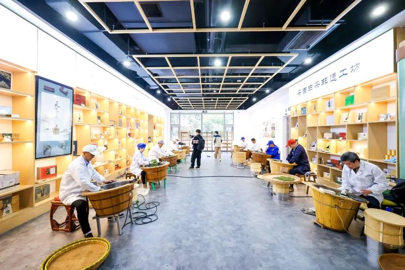 关于 “安吉白茶手工炒茶制作技艺”  非遗大师选树活动举办的相关内容(2)