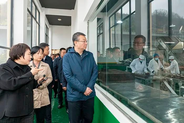 关于陕西省茶产业链建设工作会议在平利县召开的资讯(1)