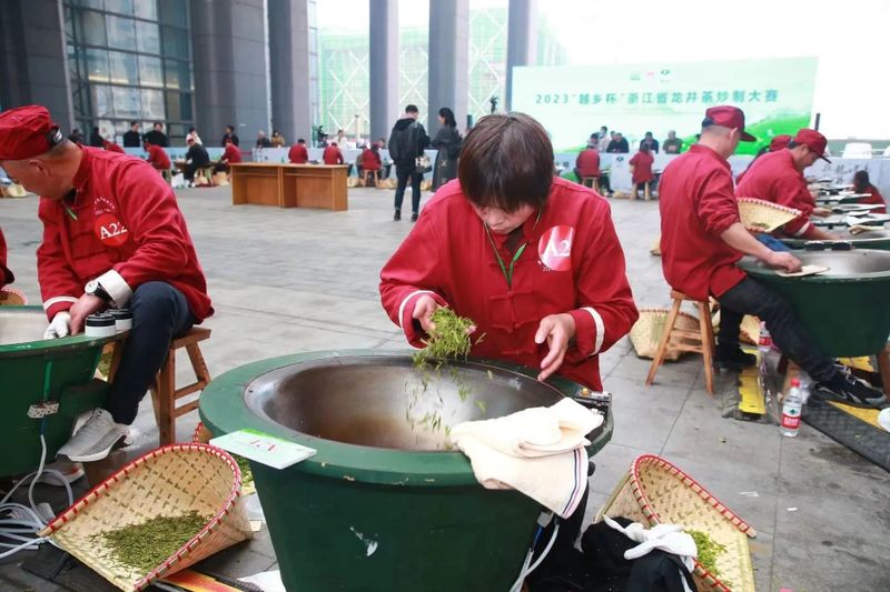 关于斗技艺,享龙井——2023“越乡杯”浙江省龙井茶炒制大赛在嵊州开赛的信息(18)