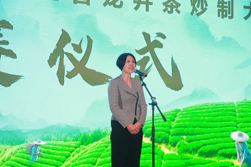 关于斗技艺,享龙井——2023“越乡杯”浙江省龙井茶炒制大赛在嵊州开赛的信息(7)