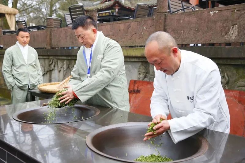 有关于2023年惊蛰祭茶全球联动暨蒙顶山茶核心区原真性保护春季祭祖开园仪式在蒙顶山举行的资讯(11)