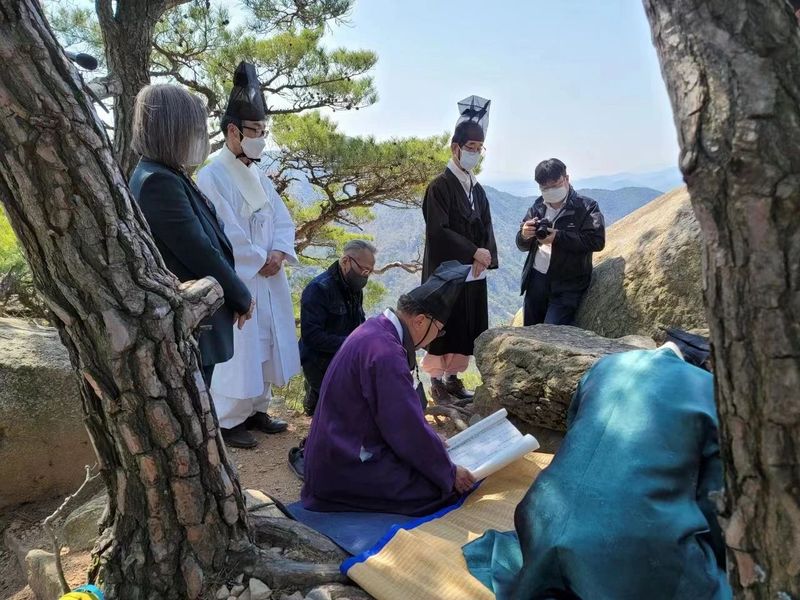 有关于2023年惊蛰祭茶全球联动暨蒙顶山茶核心区原真性保护春季祭祖开园仪式在蒙顶山举行的资讯(2)