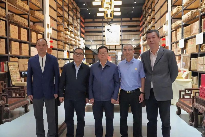 有关于云南省人大常委会调研组到广东省开展茶产业调研的新闻(15)