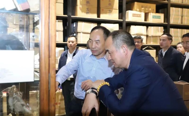 有关于云南省人大常委会调研组到广东省开展茶产业调研的新闻(4)