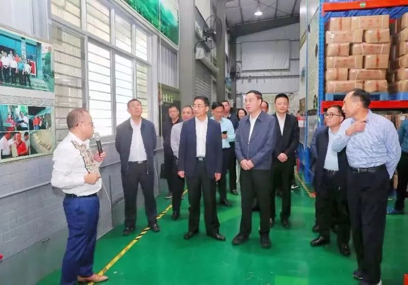 有关于云南省人大常委会调研组到广东省开展茶产业调研的新闻(13)