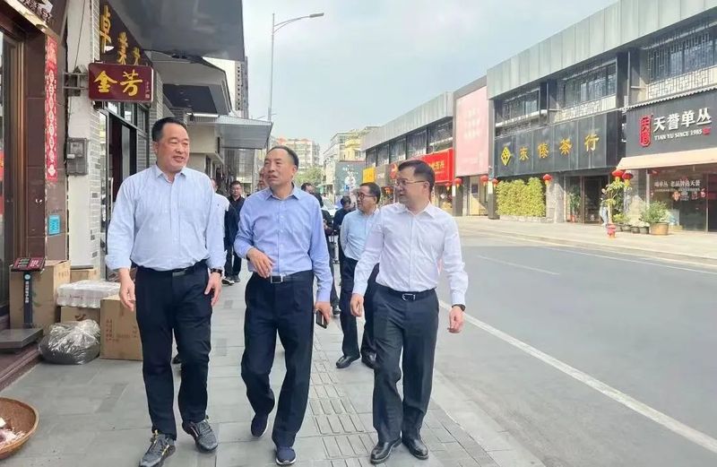 有关于云南省人大常委会调研组到广东省开展茶产业调研的新闻(12)