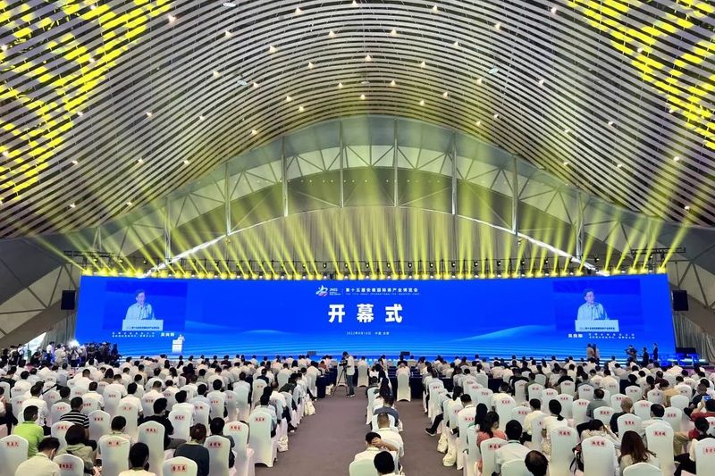 关于2023年全国各地茶博会时间表来了！茶会展赛道能否迎来“狂飙”？的相关信息(8)
